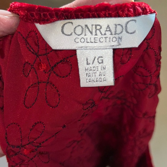 ConradC Collection Red Large Pull Over Textured Deep Wine Red - Picture 6 of 12